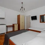 Cobrnic * Tučepi