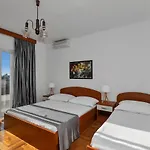 Cobrnic * Tučepi