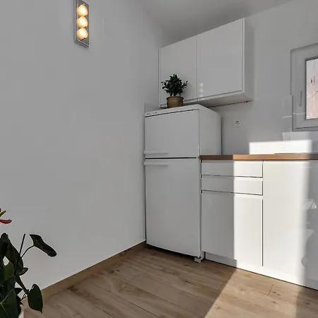 Apartment Cobrnic Tucepi