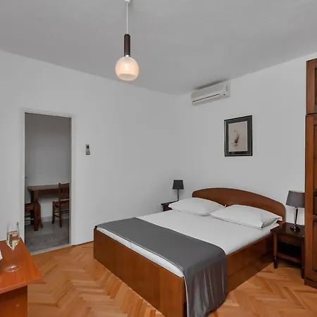 Apartment Cobrnic