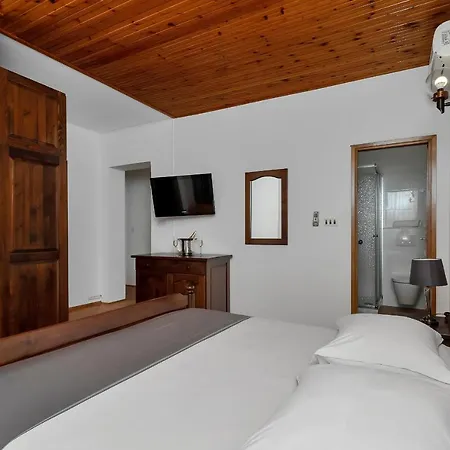 Apartment Cobrnic *