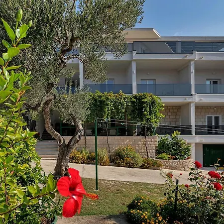 Cobrnic Apartment Tucepi