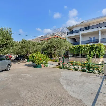 Cobrnic Apartment