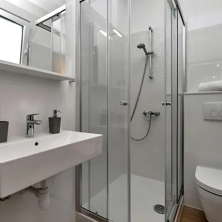 Apartment Cobrnic Tucepi