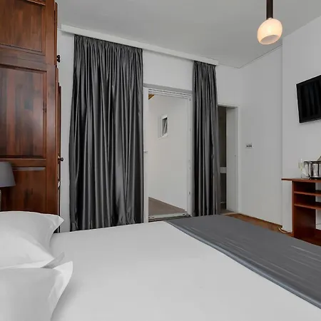 Apartment Cobrnic Tucepi