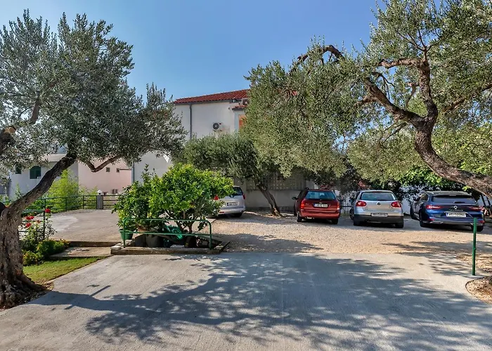 Cobrnic Tučepi